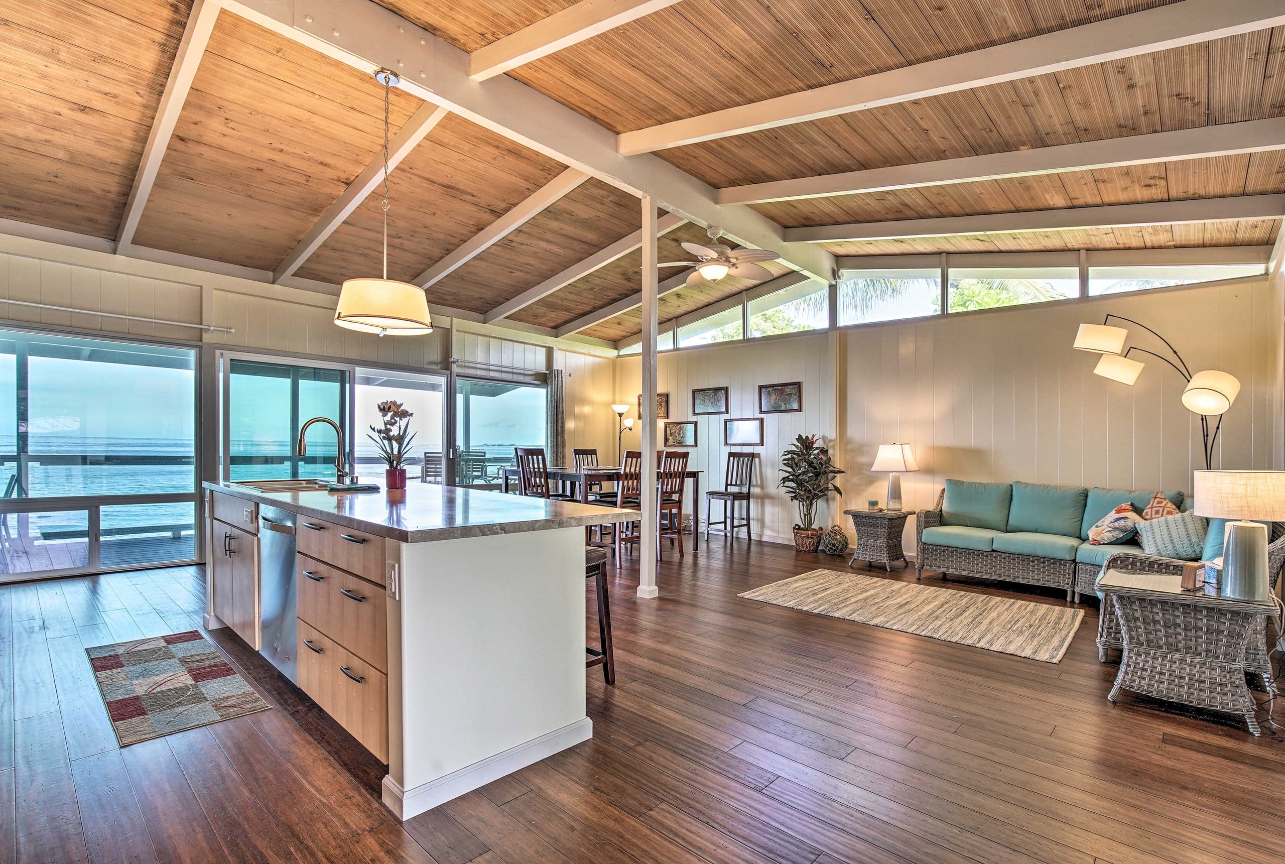 Home in Kailua-Kona · ★4.78 · 2 bedrooms · 4 beds · 2 baths - Image 10