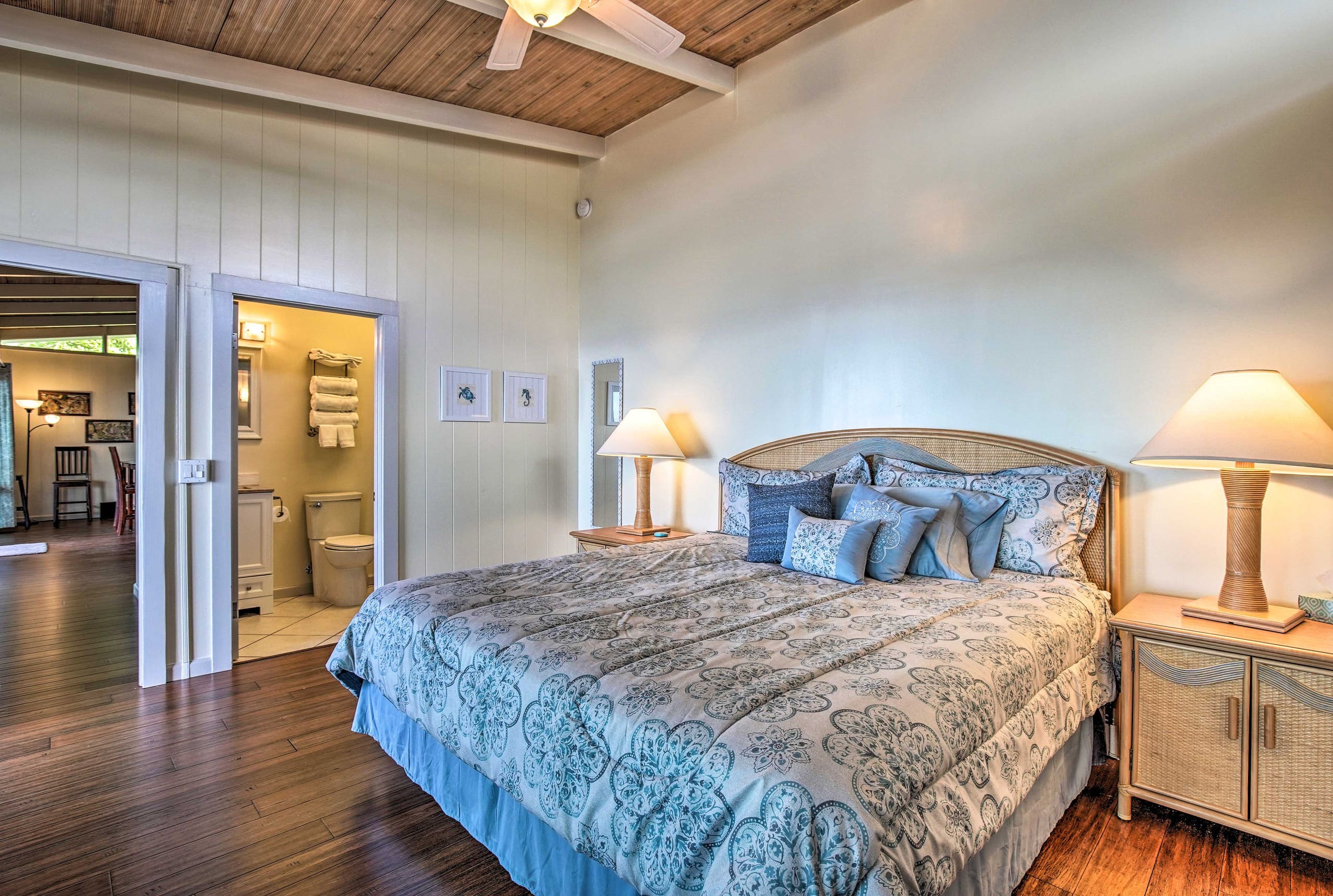 Home in Kailua-Kona · ★4.78 · 2 bedrooms · 4 beds · 2 baths - Image 21