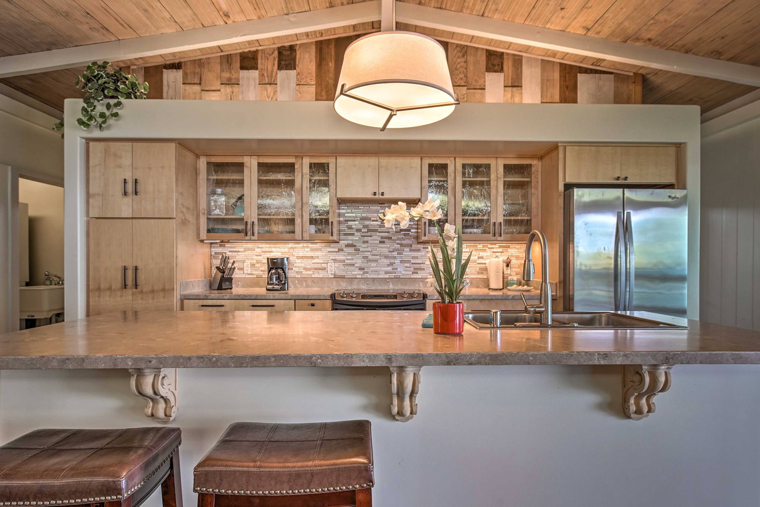 Home in Kailua-Kona · ★4.78 · 2 bedrooms · 4 beds · 2 baths - Image 62