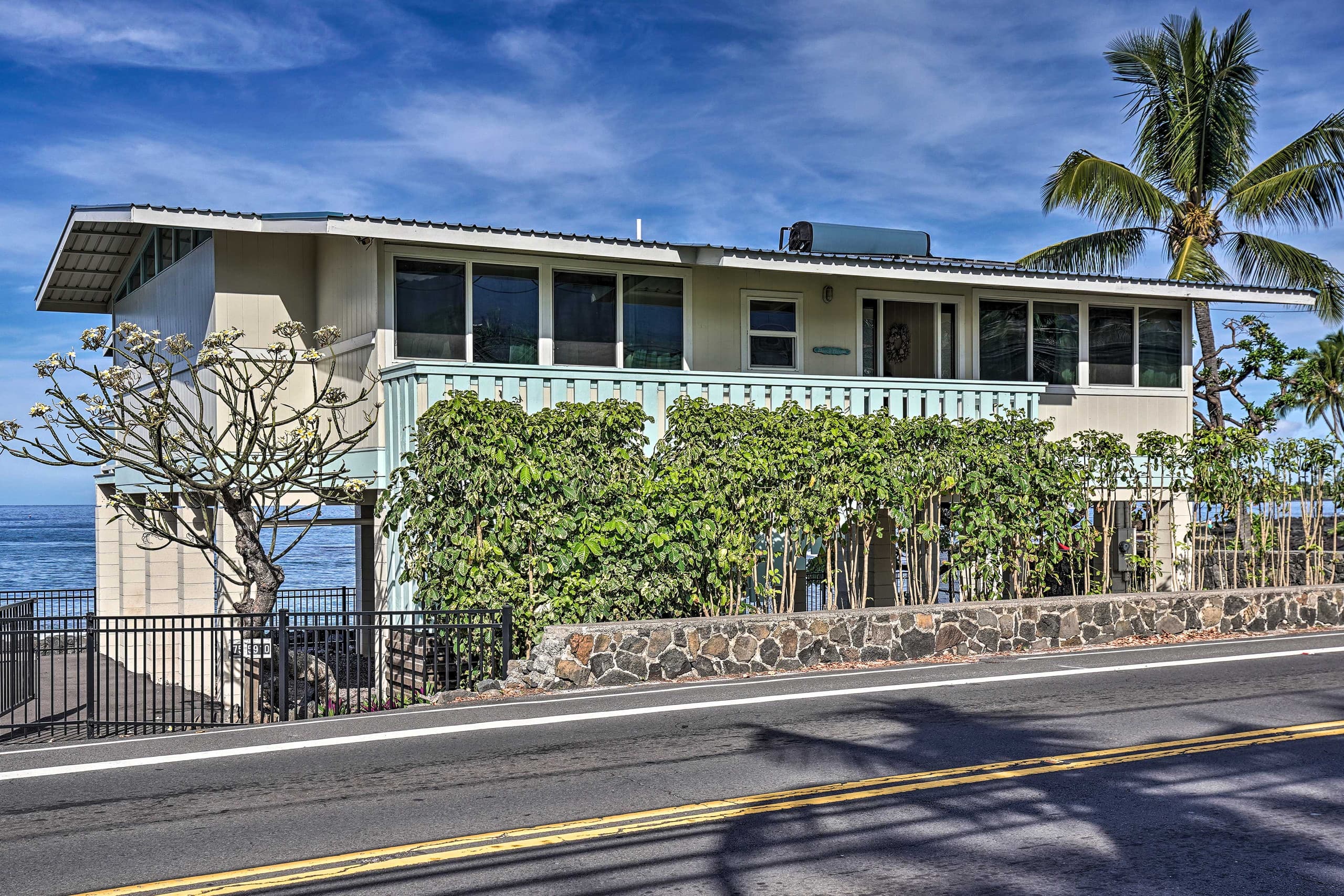 Home in Kailua-Kona · ★4.78 · 2 bedrooms · 4 beds · 2 baths - Image 38
