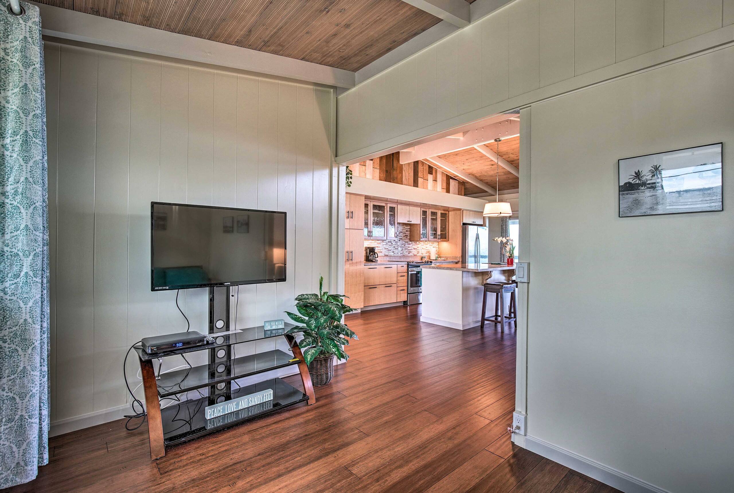 Home in Kailua-Kona · ★4.78 · 2 bedrooms · 4 beds · 2 baths - Image 8
