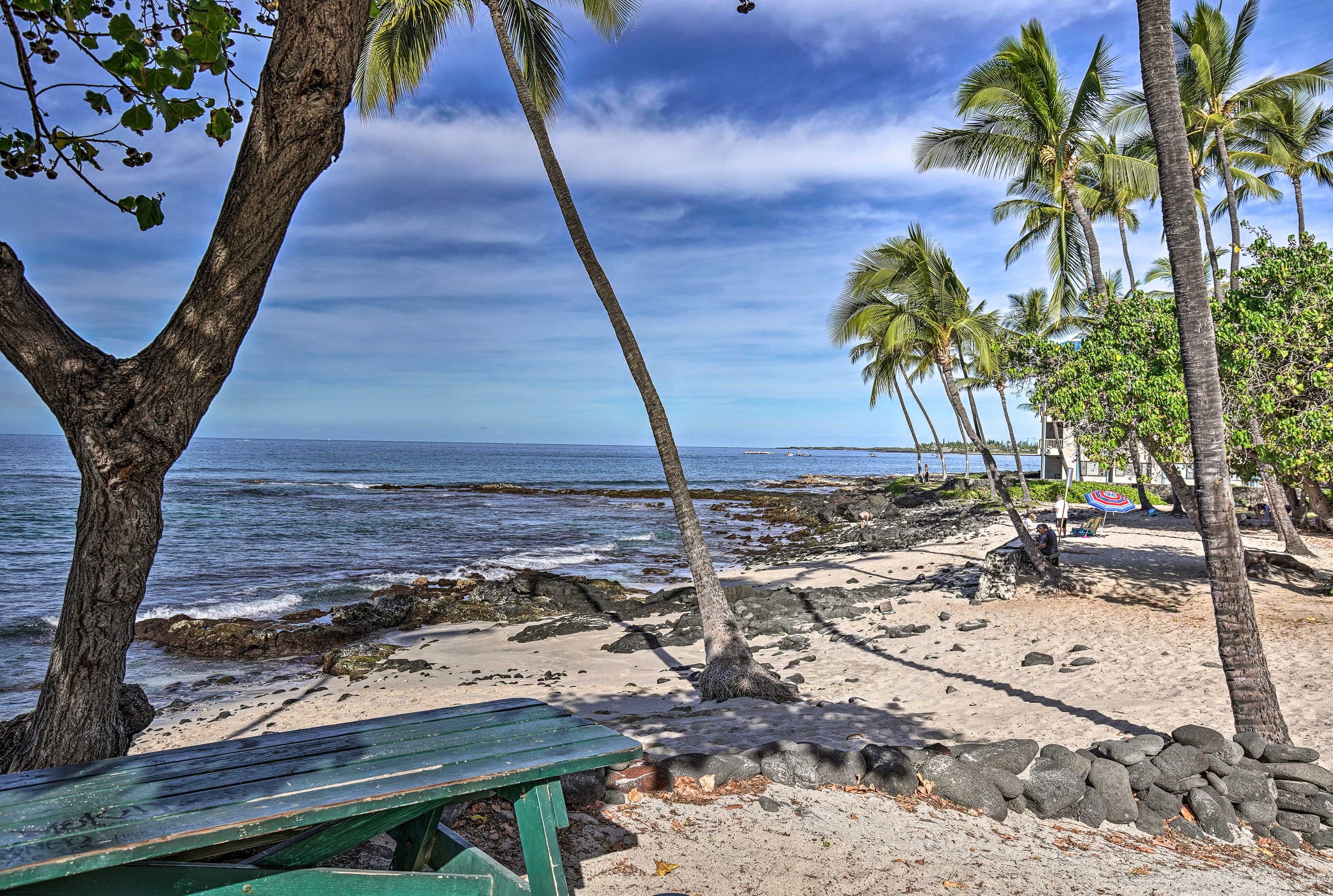 Home in Kailua-Kona · ★4.78 · 2 bedrooms · 4 beds · 2 baths - Image 34