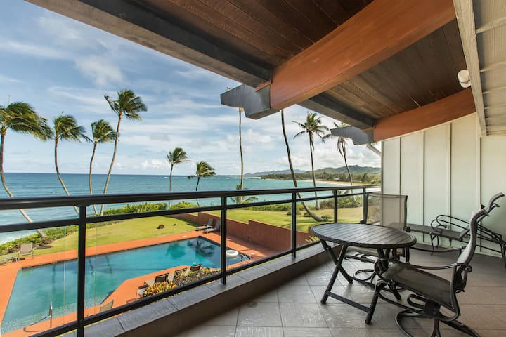 Pool Sunrise Oceanfront Oasis w/ A/C 3 Bed Sleep 6