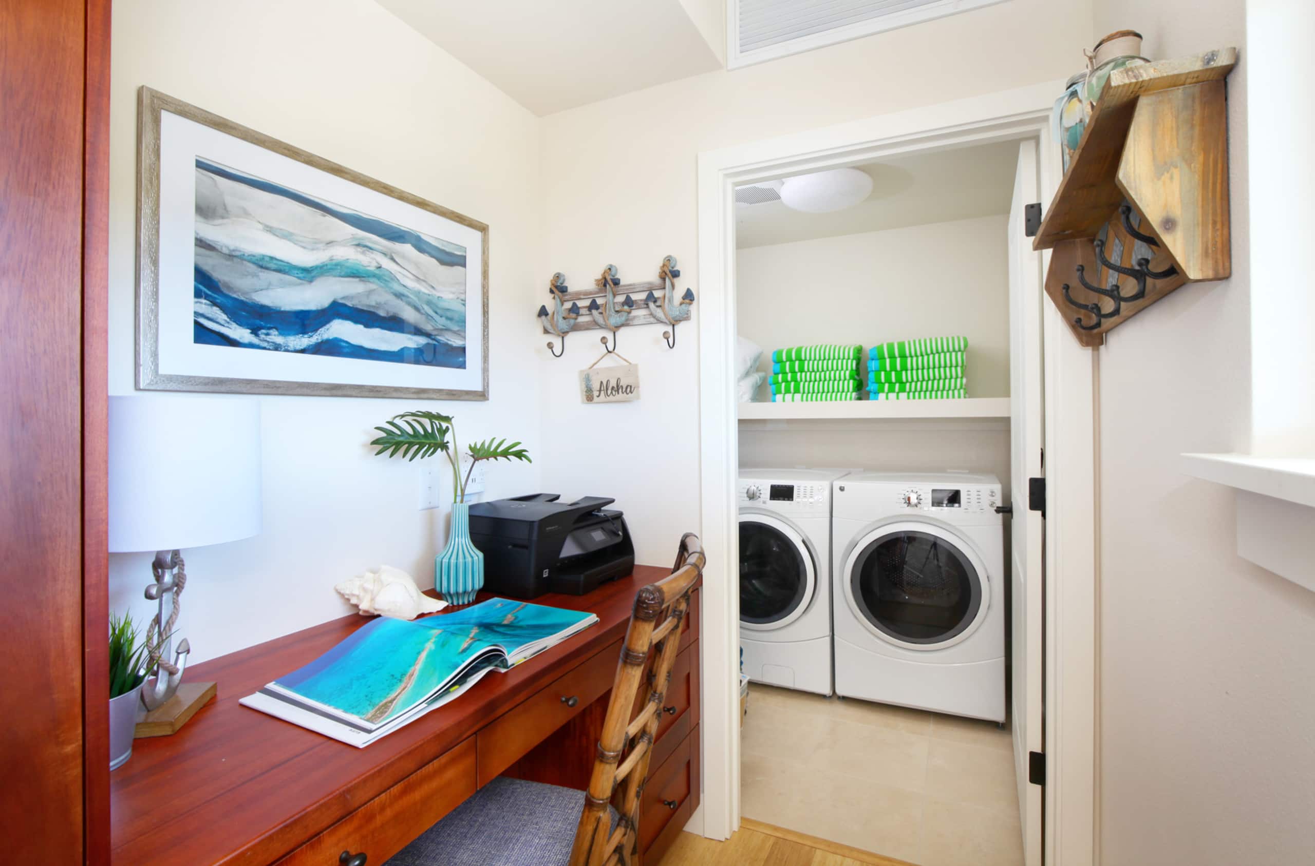 Townhouse in Koloa · ★4.93 · 4 bedrooms · 7 beds · 3.5 shared baths - Image 14
