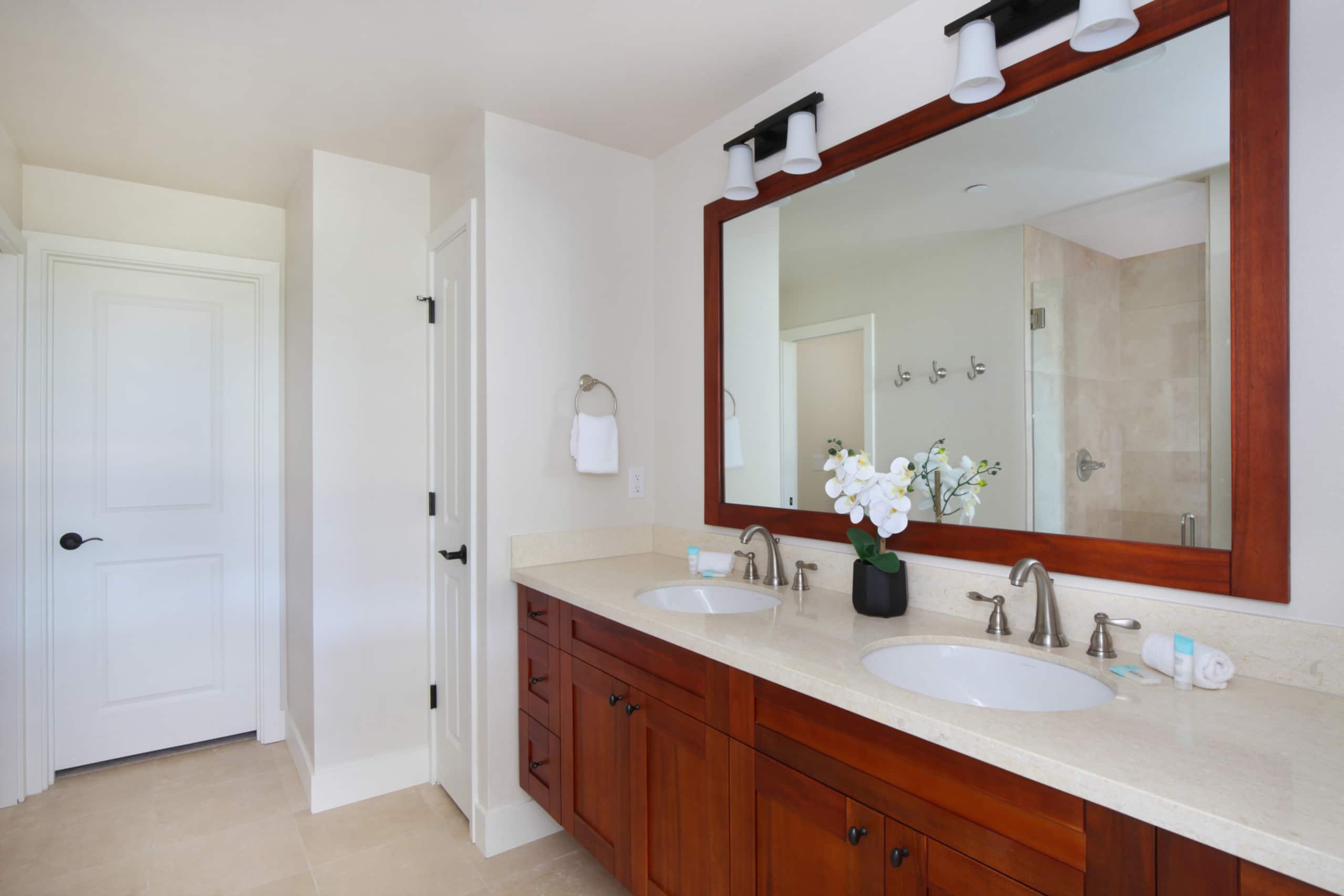 Townhouse in Koloa · ★4.93 · 4 bedrooms · 7 beds · 3.5 shared baths - Image 12