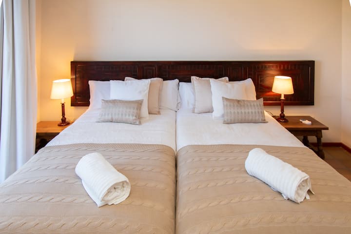 Schlafzimmer 4