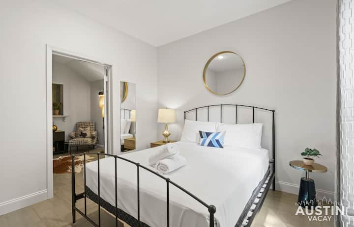 Kitanda na mashuka ya kifahari ya hoteli