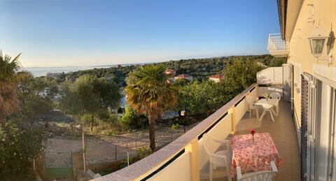 A-9395-a Three bedroom apartment with terrace and