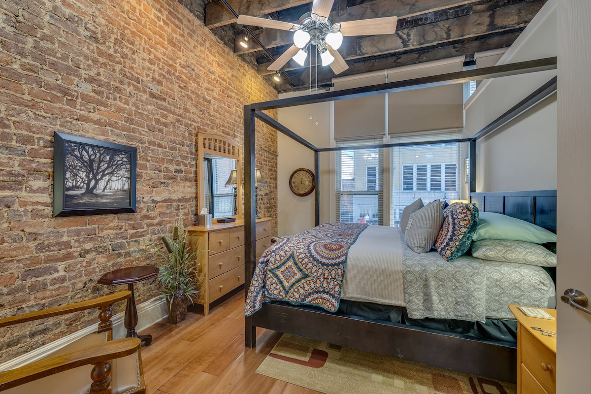 Unwind Vacation Rentals