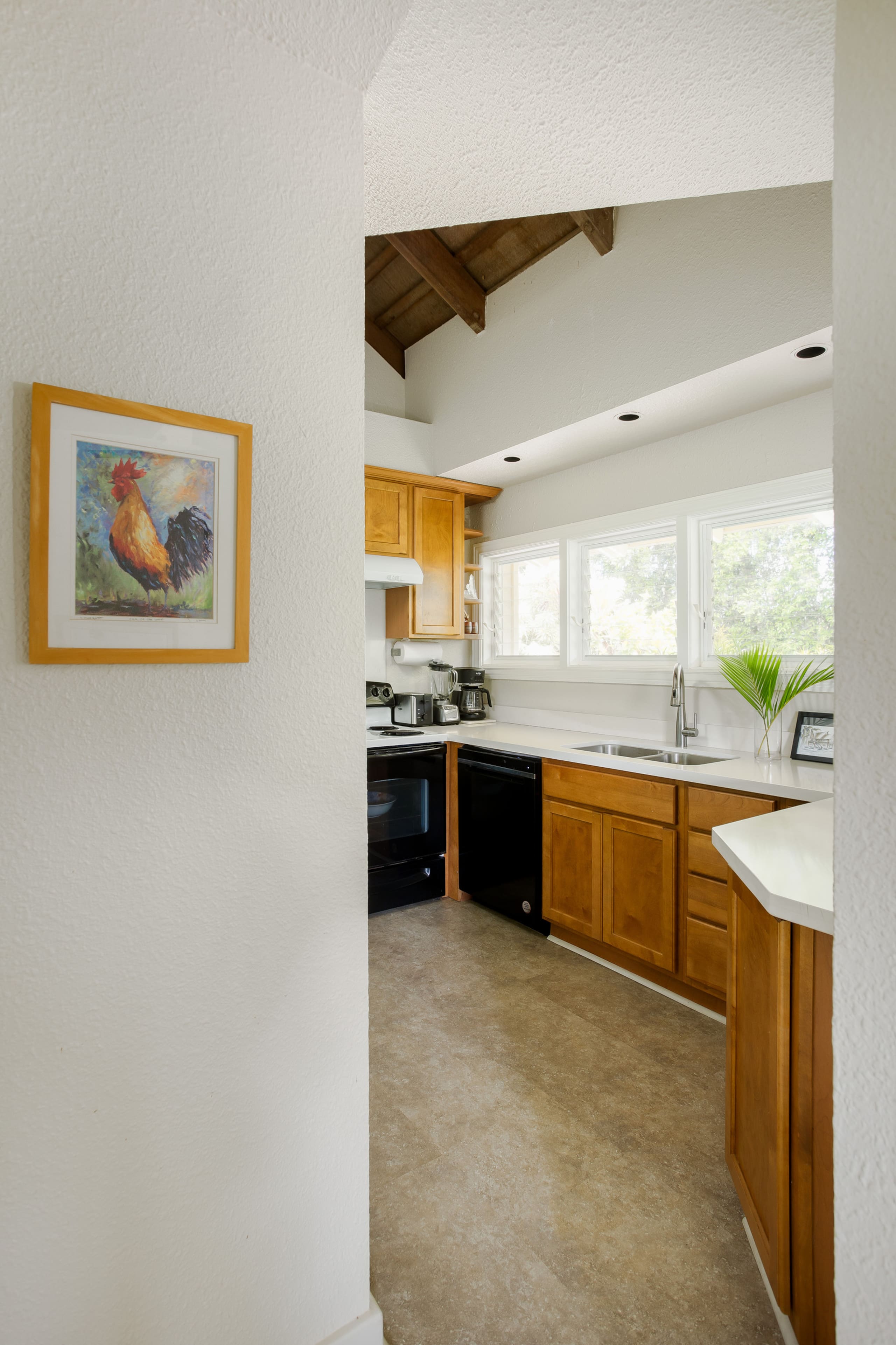 Chalet in Princeville · ★4.86 · 1 bedroom · 3 beds · 2 shared baths - Image 11