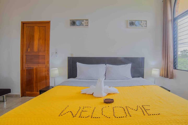 غرفة النوم 1