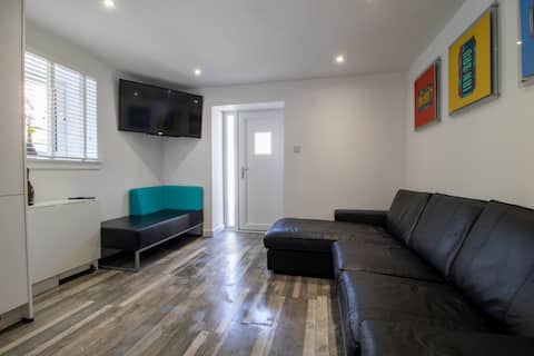 Abbey House Apartment C