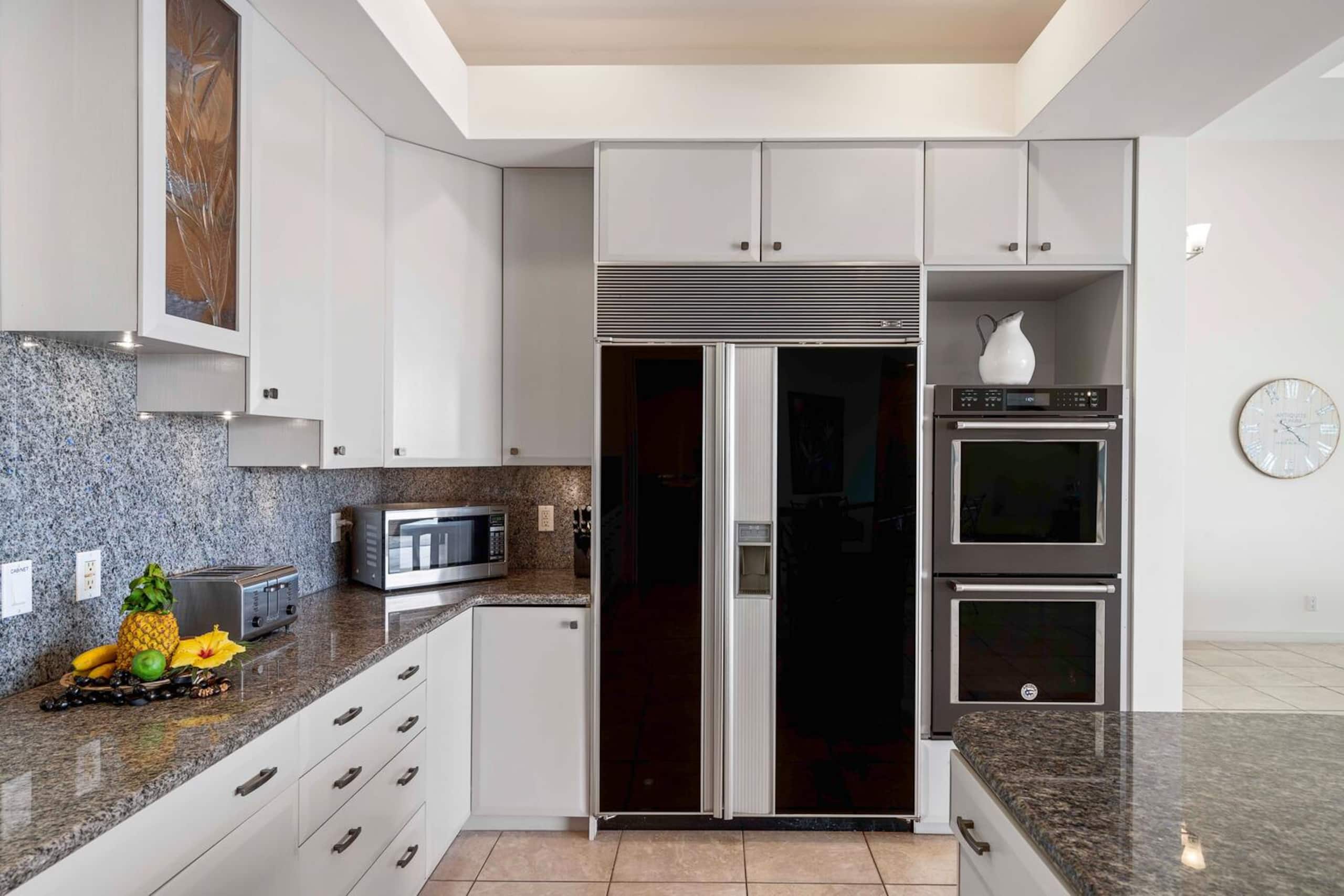 Home in Kailua-Kona · ★4.87 · 3 bedrooms · 8 beds · 3.5 baths - Image 19