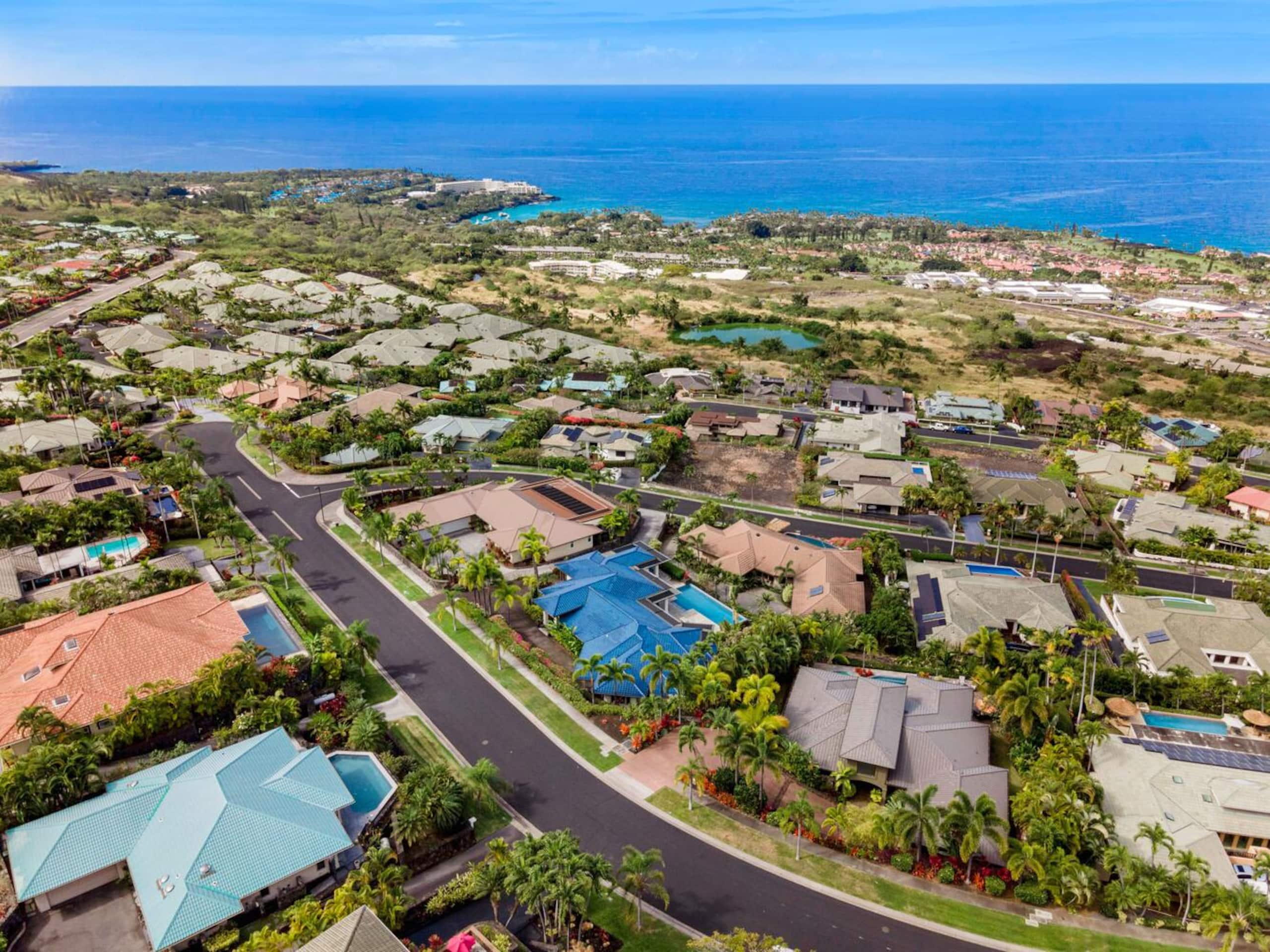Home in Kailua-Kona · ★4.87 · 3 bedrooms · 8 beds · 3.5 baths - Image 57