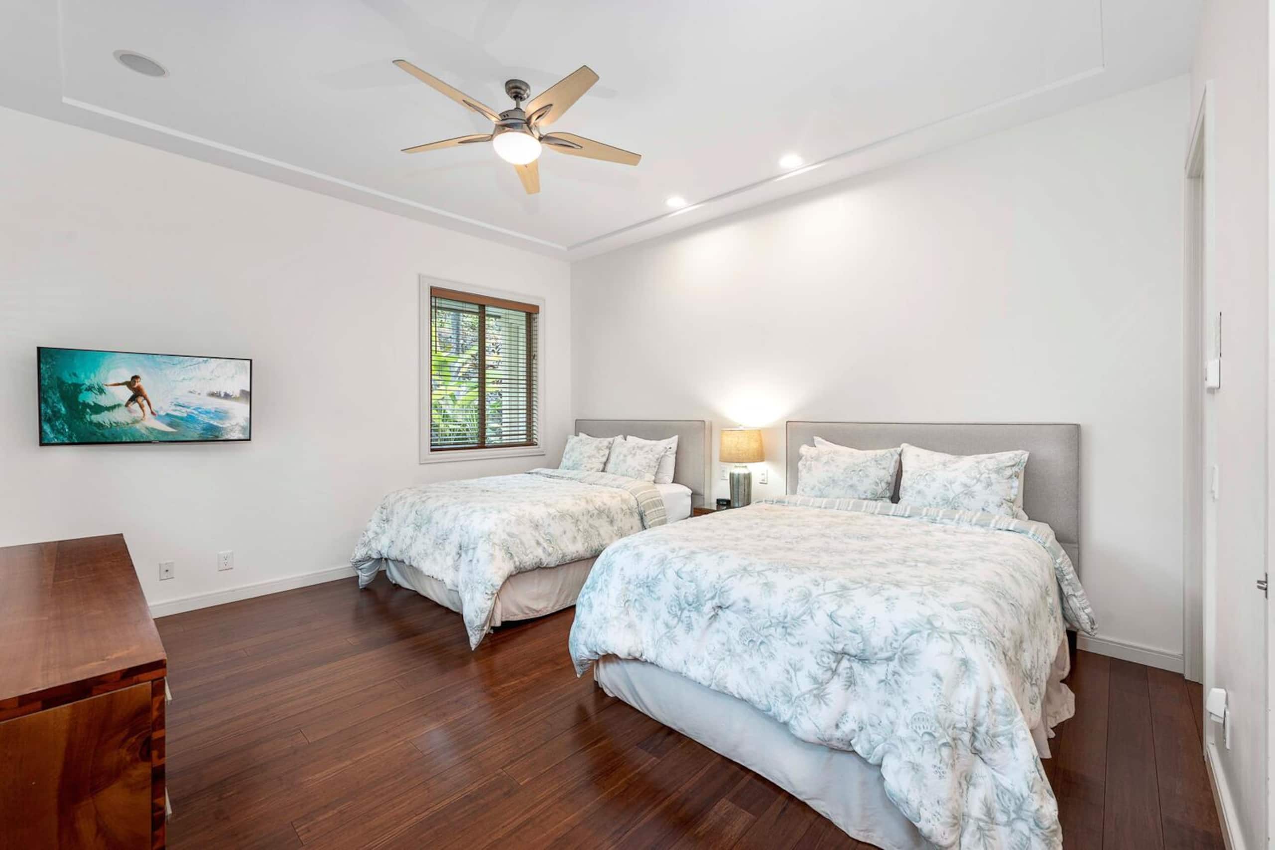 Home in Kailua-Kona · ★4.87 · 3 bedrooms · 8 beds · 3.5 baths - Image 37