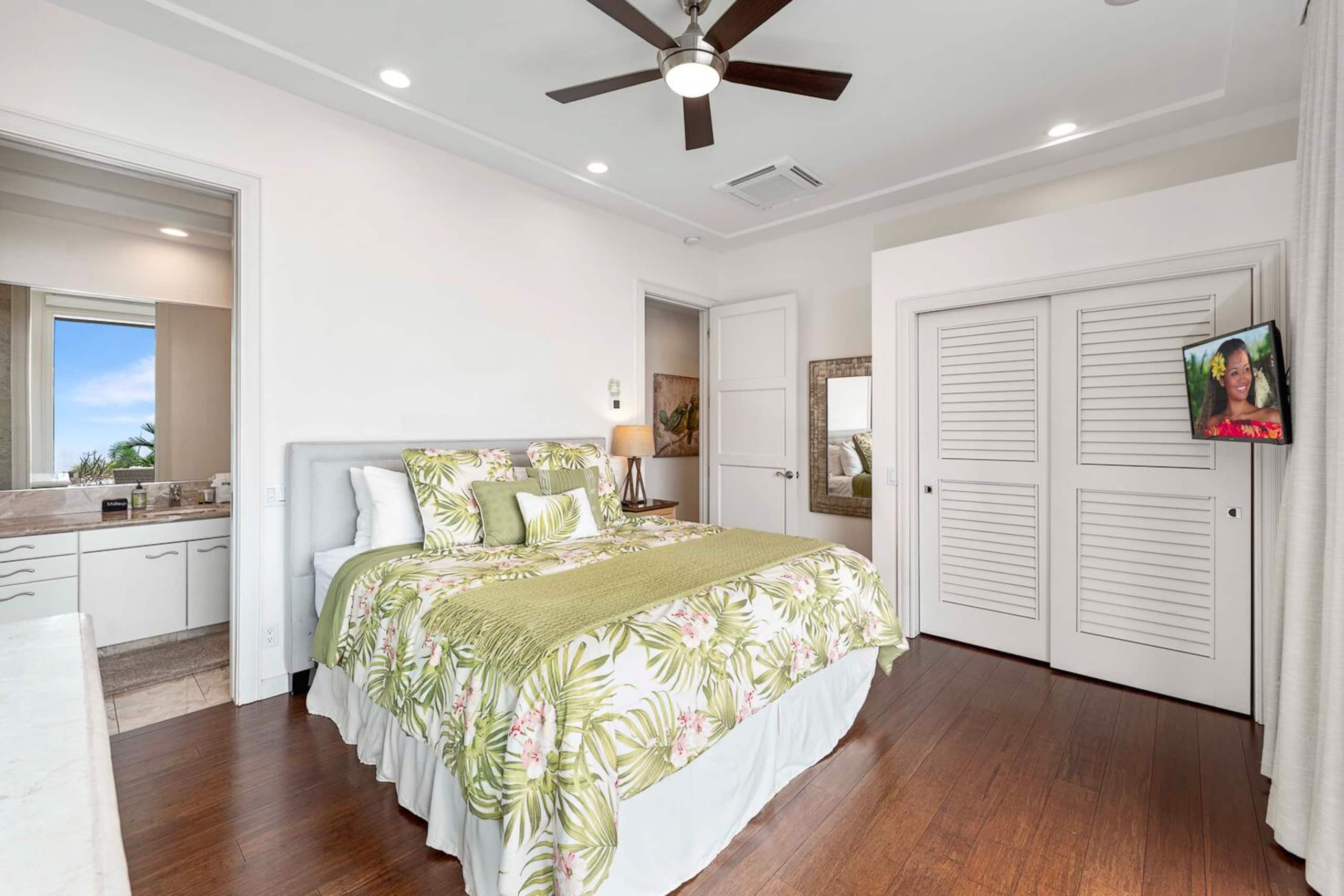Home in Kailua-Kona · ★4.87 · 3 bedrooms · 8 beds · 3.5 baths - Image 33