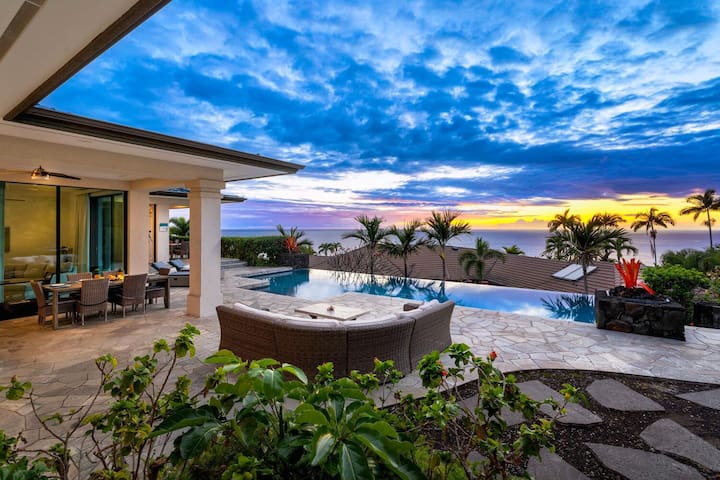 Blue Hawaii: Luxe Oceanview Home w Pool, AC, Lanai