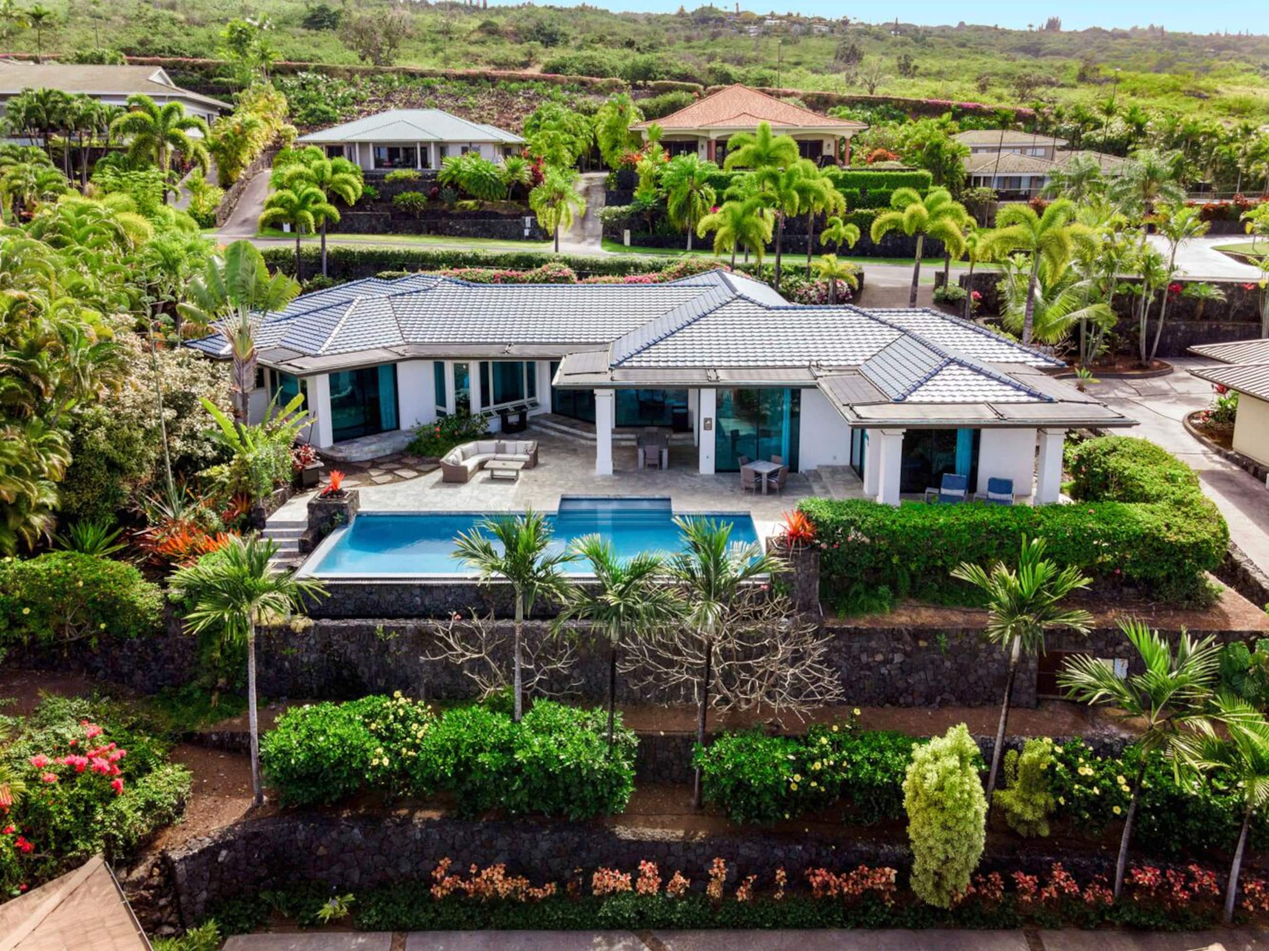 Home in Kailua-Kona · ★4.87 · 3 bedrooms · 8 beds · 3.5 baths - Image 6