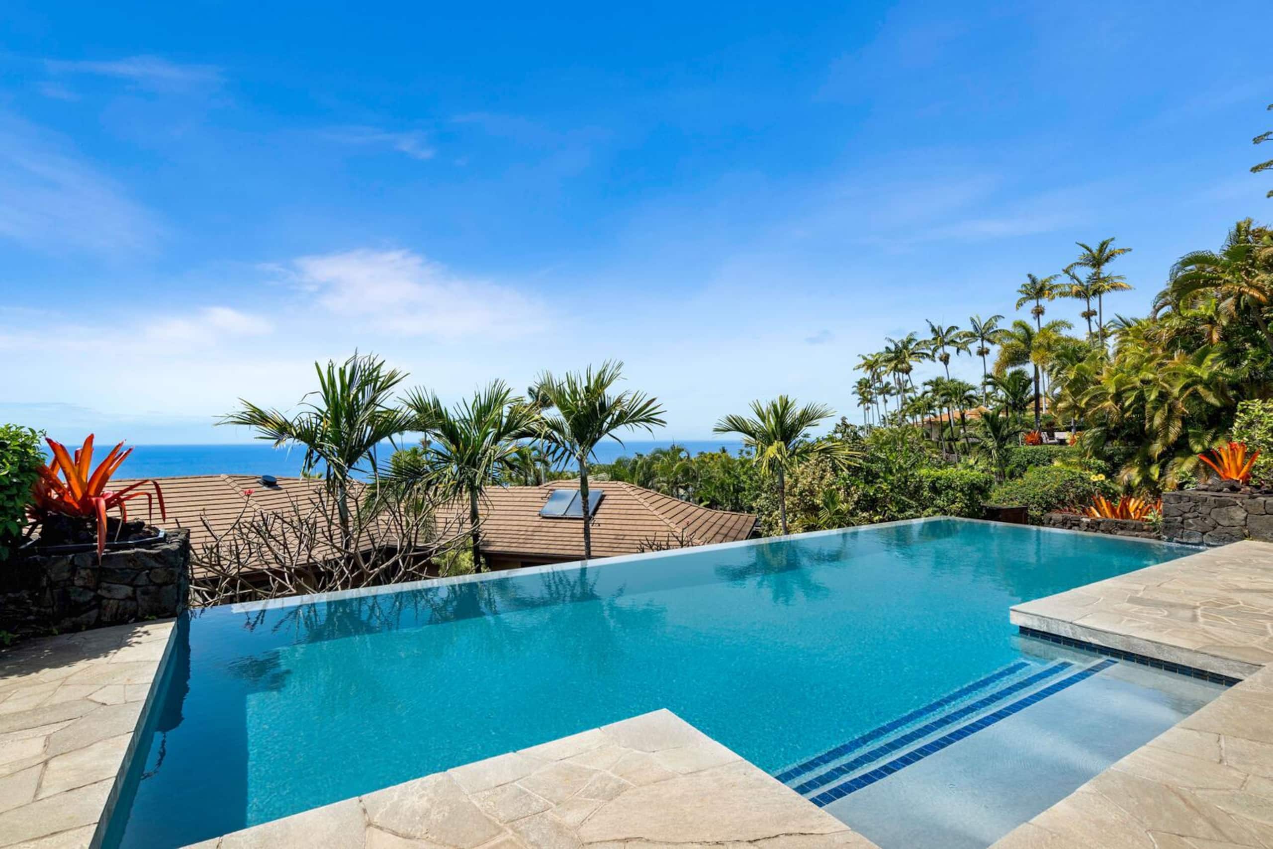 Home in Kailua-Kona · ★4.87 · 3 bedrooms · 8 beds · 3.5 baths - Image 8