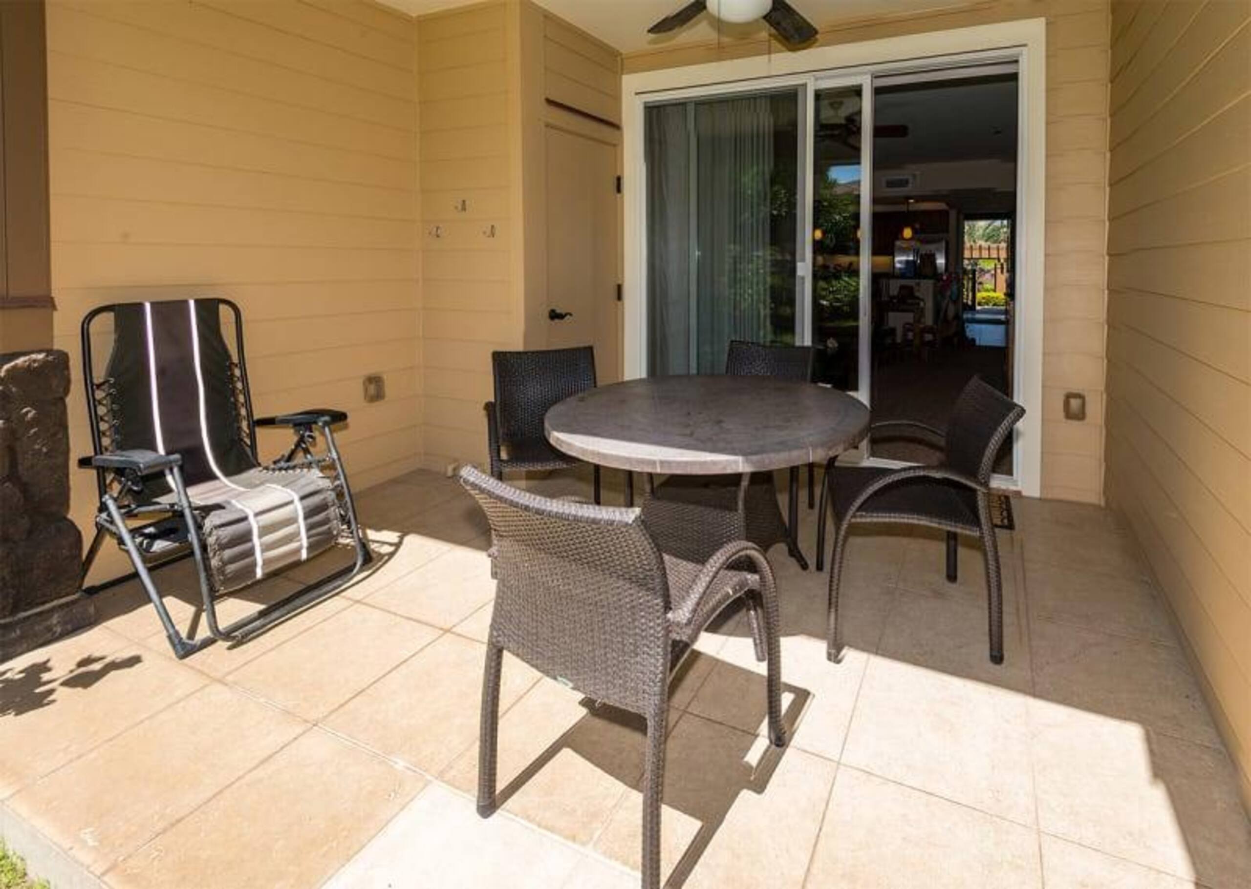 Island condo w/ pool & garden lanai - Photo 15