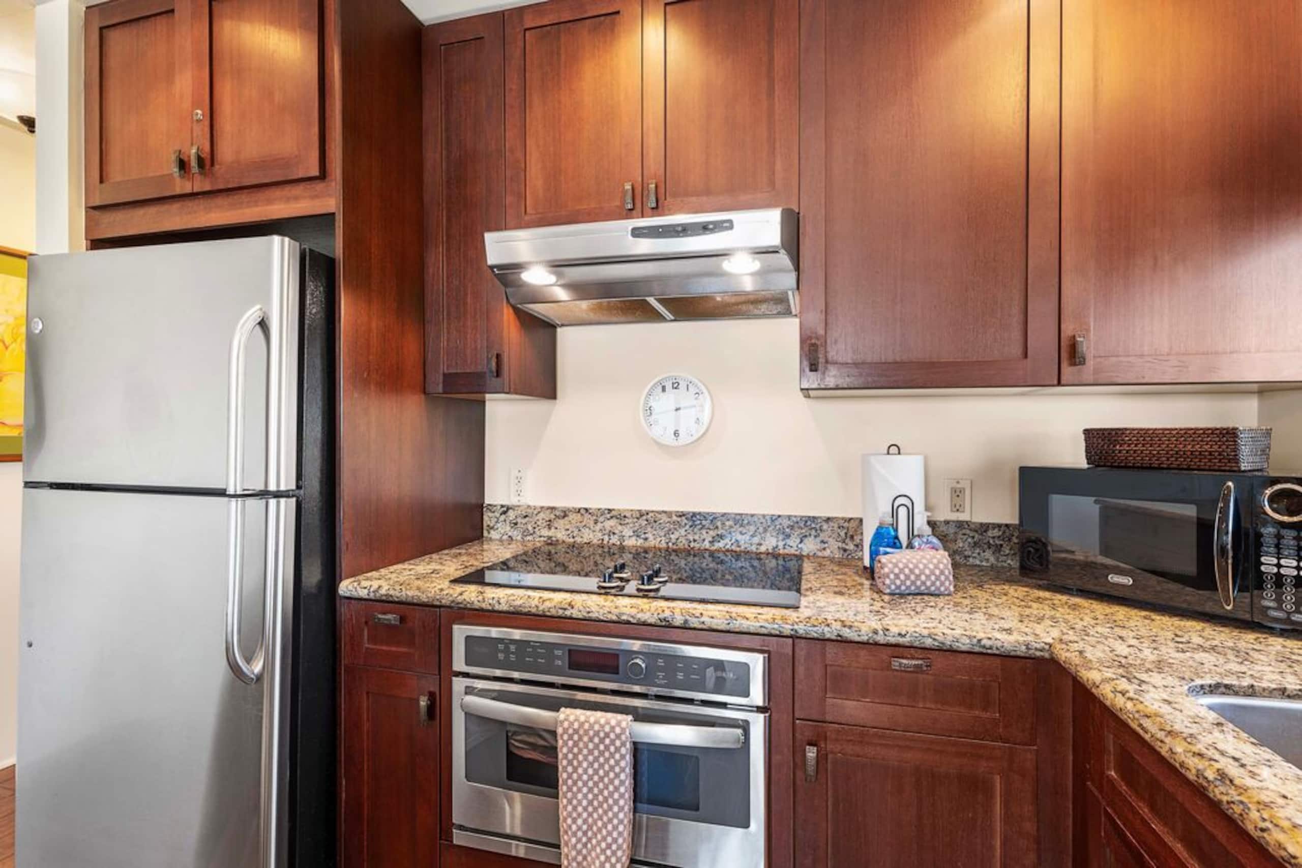Condo in Kailua-Kona · ★4.8 · 1 bedroom · 1 bed · 1 bath - Image 9