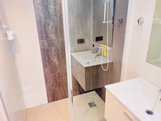 sunny homes rentals SL managed Airbnb listing 3