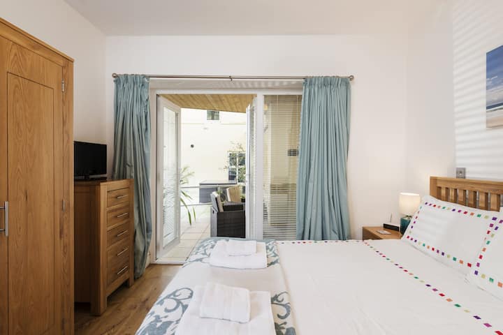 ห้องนอนใหญ่