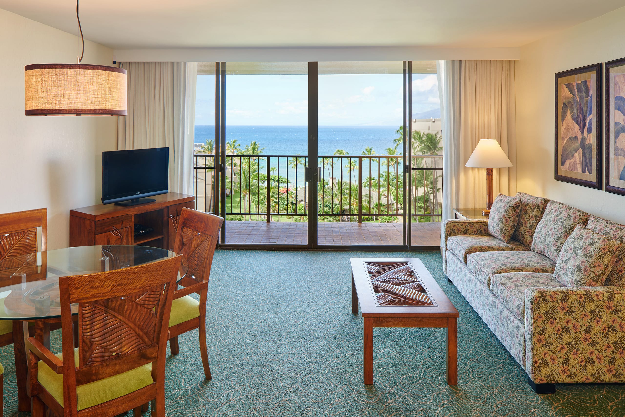 Condo in Lahaina · ★4.75 · 1 bedroom · 2 beds · 1 shared bath - Image 1