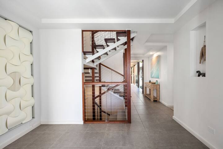 Sea Splash 75 Lorikeet Drive gallery image 4