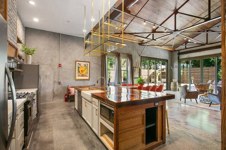 Maison Grace | Luxurious Redesign with Pool Near F gallery image 5