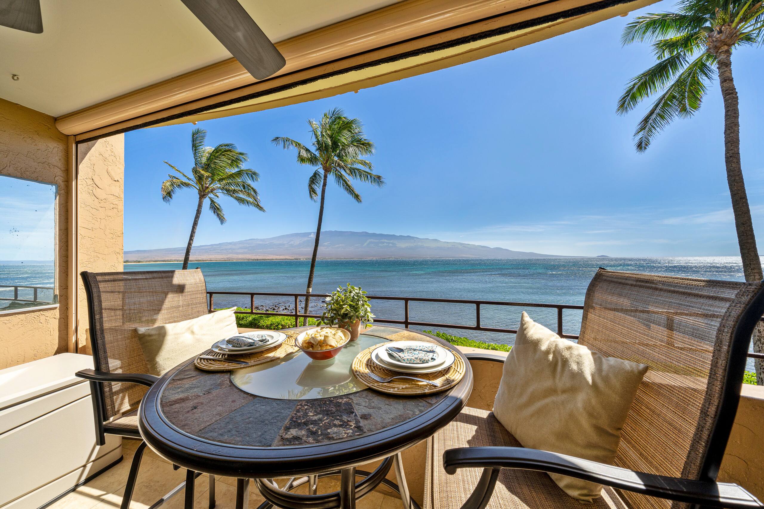 Condo in Wailuku · ★4.9 · 1 bedroom · 2 beds · 1 bath - Image 30