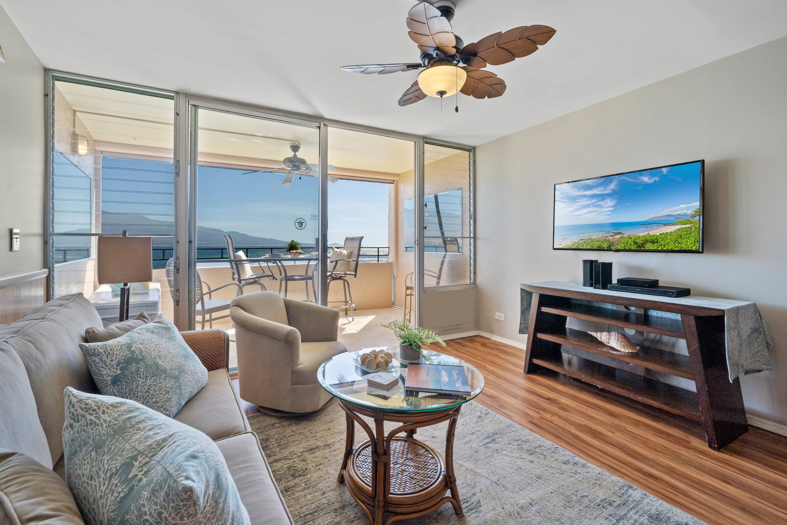 Condo in Wailuku · ★4.9 · 1 bedroom · 2 beds · 1 bath - Image 3