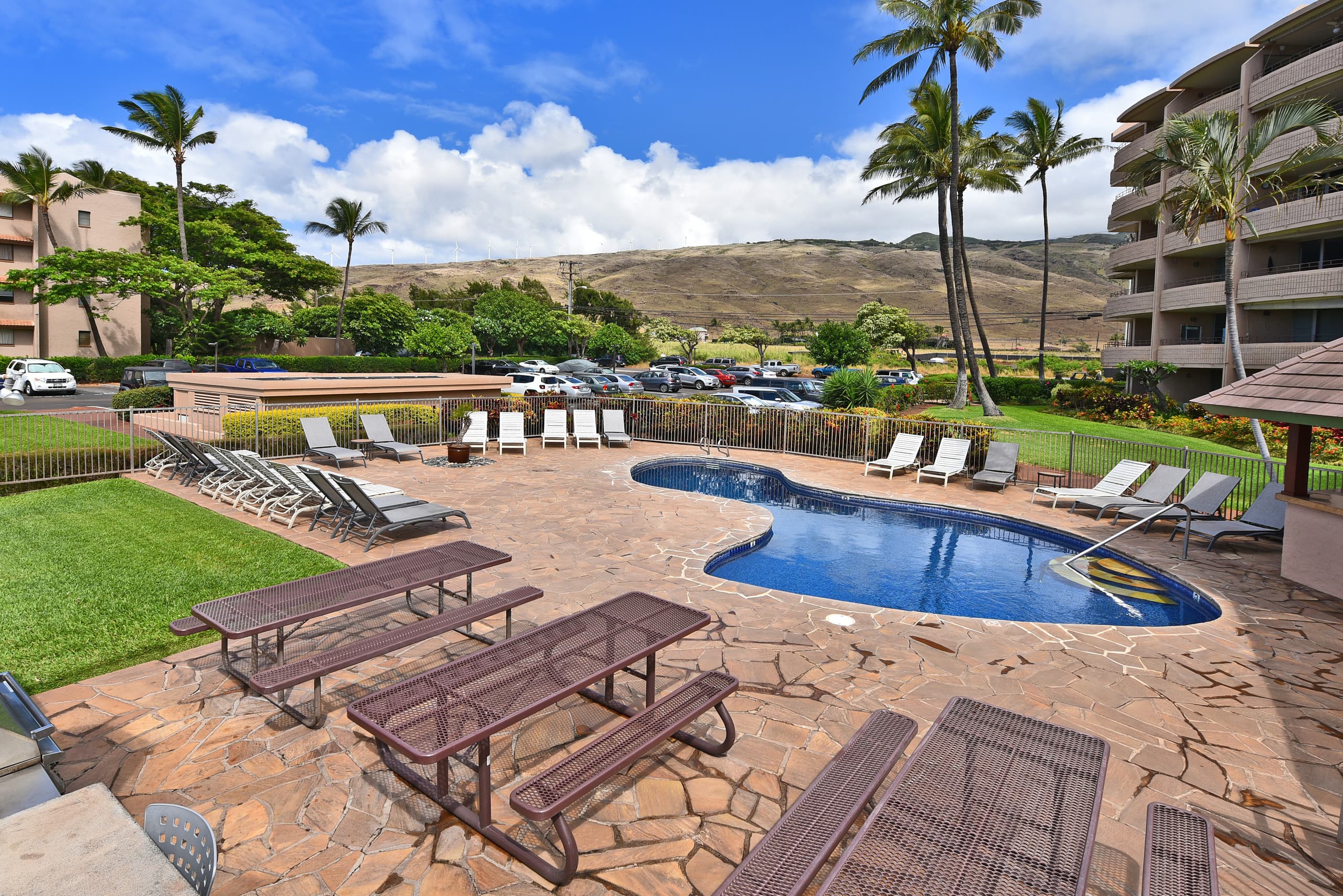 Condo in Wailuku · ★4.9 · 1 bedroom · 2 beds · 1 bath - Image 35