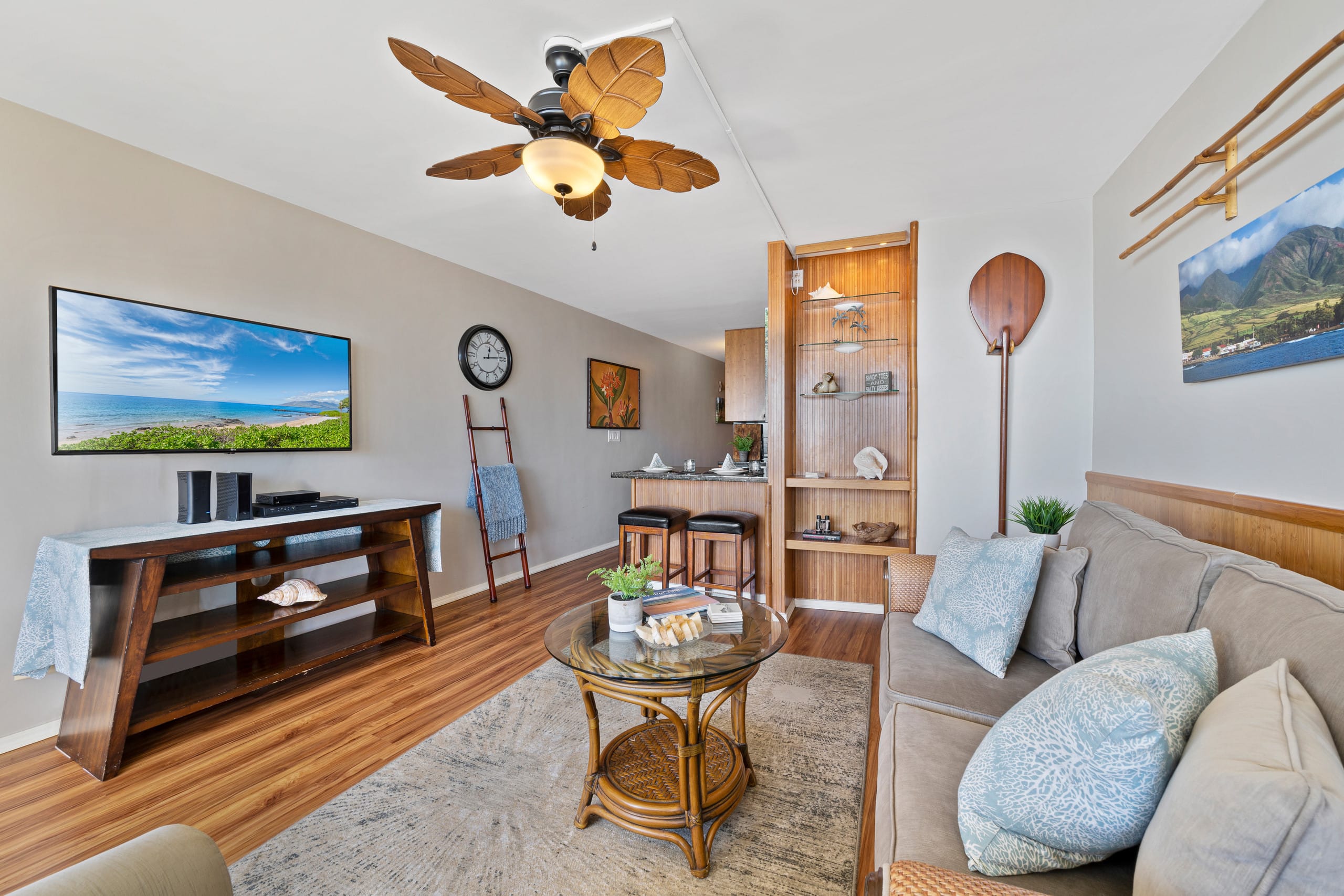 Condo in Wailuku · ★4.9 · 1 bedroom · 2 beds · 1 bath - Image 2