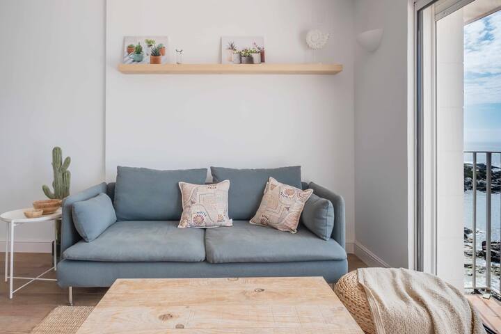 ILLA_Apartment on Canadell Beach gallery image 3