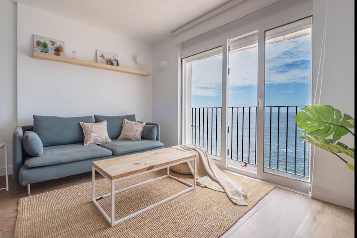 ILLA_Apartment on Canadell Beach