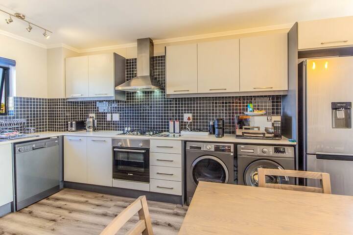 Quayside 301 by CTHA gallery image 4