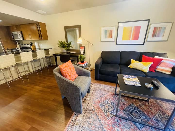 The Norwalk | Modern Tarrytown Stay Near Dt - Lake Travis