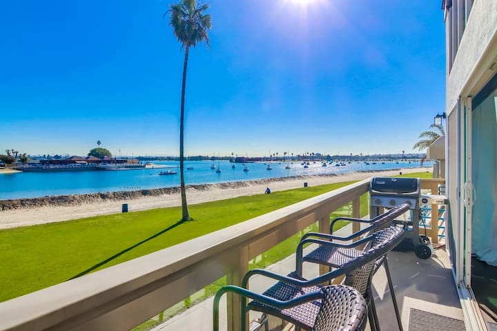 2 Homes * 3 Levels of Water Front * AC * 2 Decks