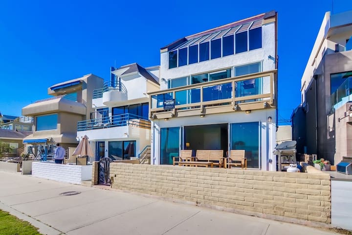 2 Homes * 3 Levels of Water Front * AC * 2 Decks gallery image 2