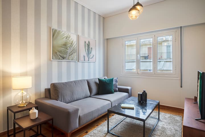 Blueground | Pangrati 4bd Apartment - Athene