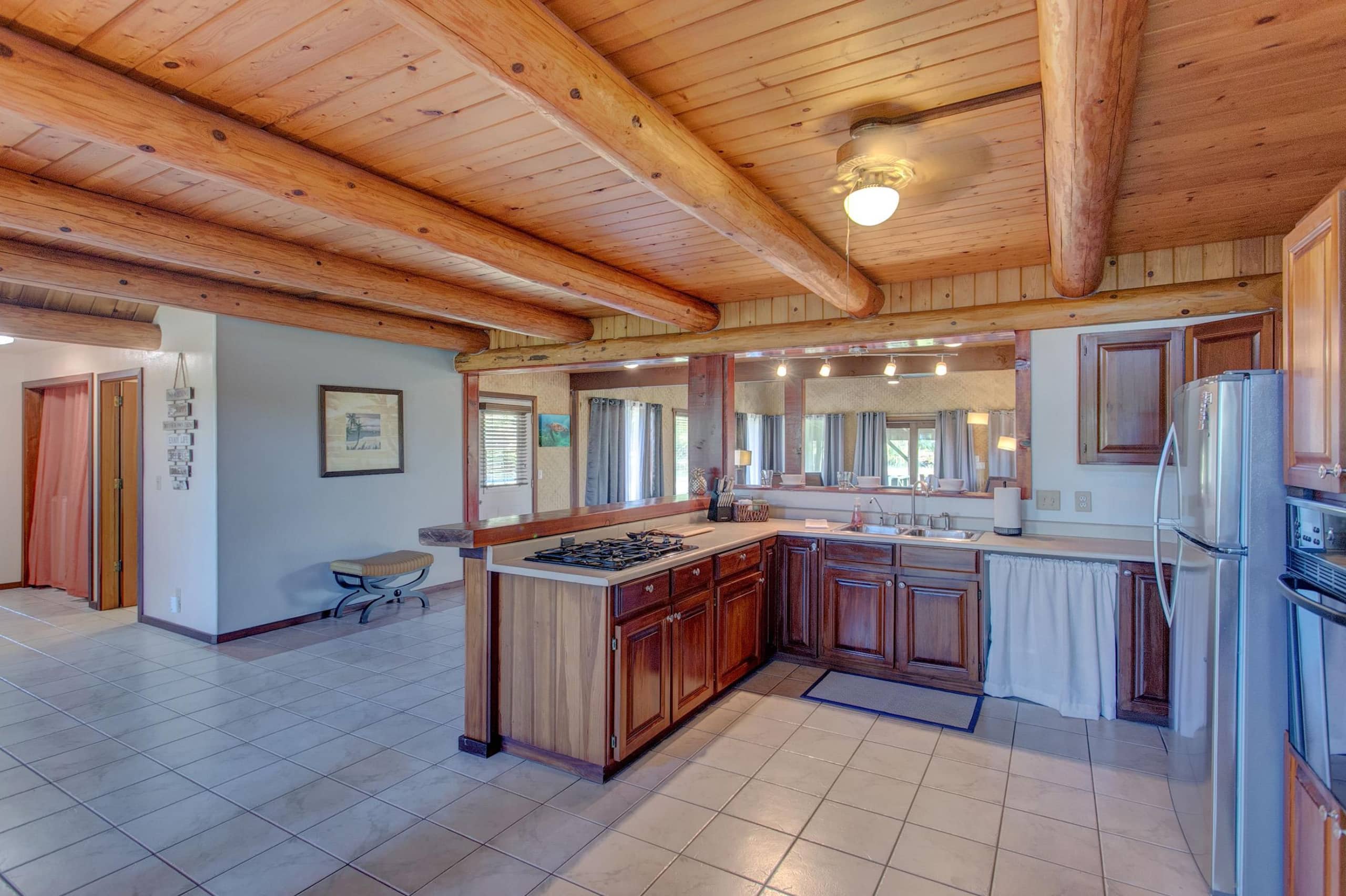 Home in Keaau · ★4.59 · 2 bedrooms · 4 beds · 2 shared baths - Image 10