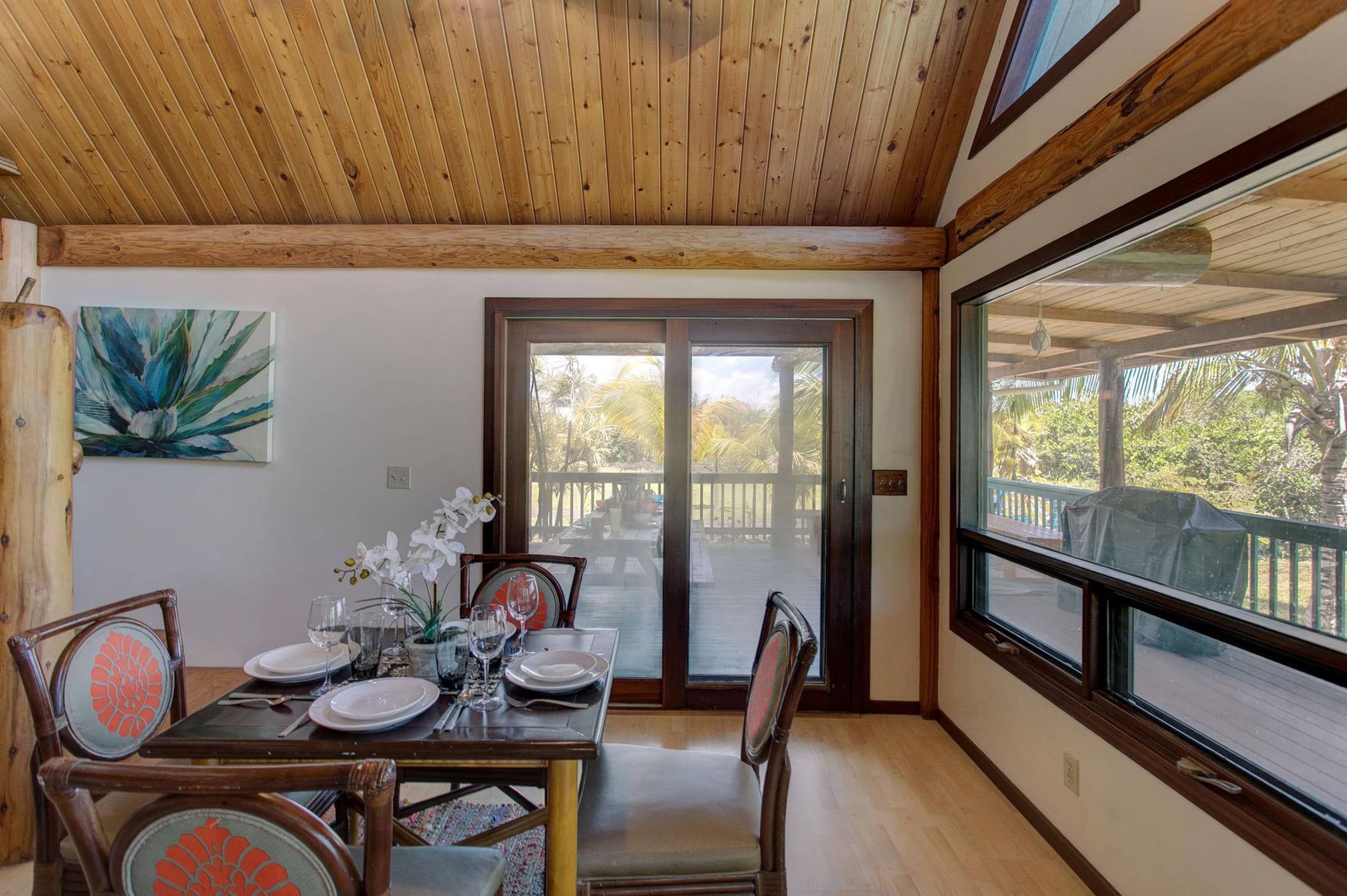 Home in Keaau · ★4.59 · 2 bedrooms · 4 beds · 2 shared baths - Image 5