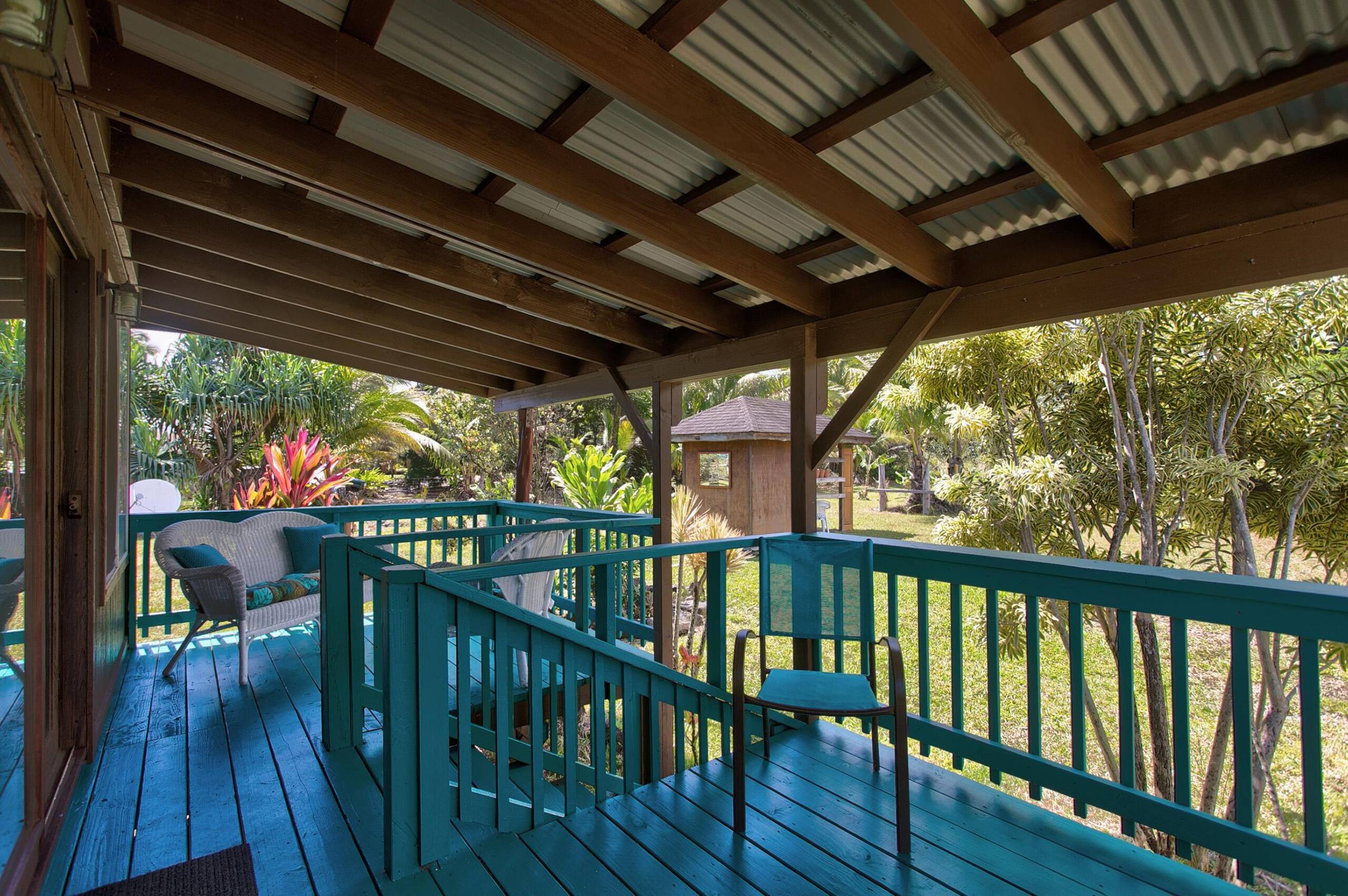 Home in Keaau · ★4.59 · 2 bedrooms · 4 beds · 2 shared baths - Image 26