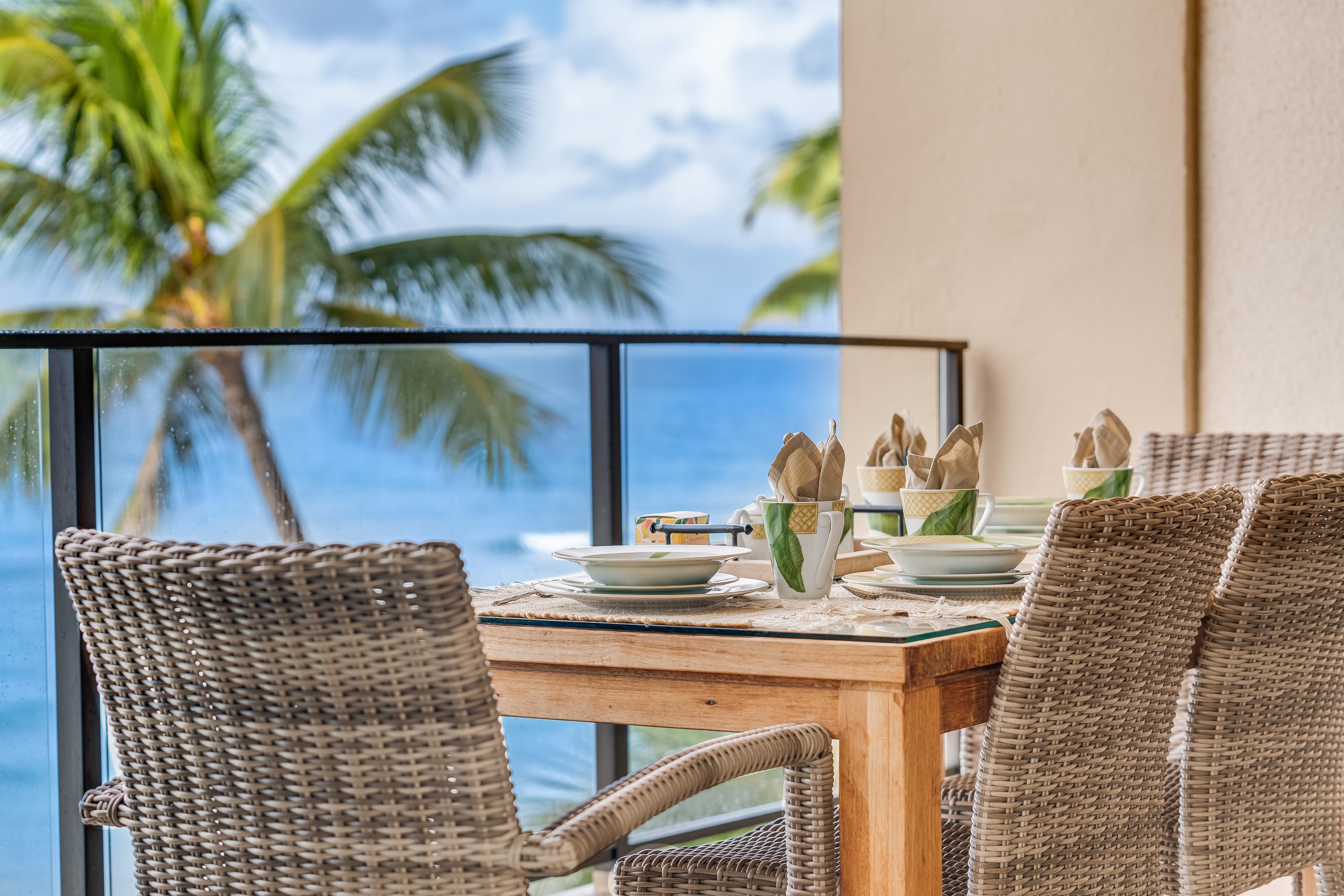 Condo in Lahaina · ★4.96 · 2 bedrooms · 4 beds · 2 baths - Image 33