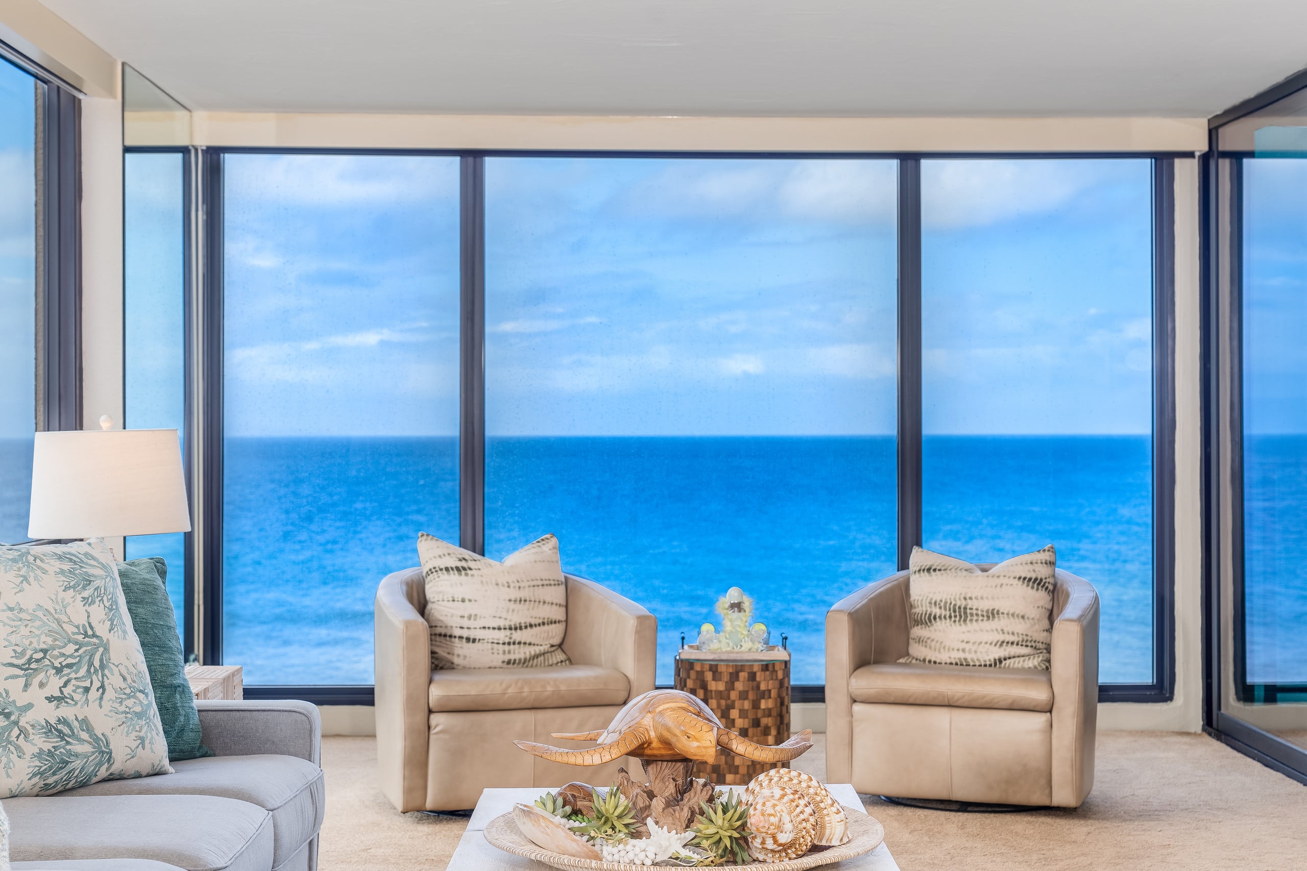 Condo in Lahaina · ★4.96 · 2 bedrooms · 4 beds · 2 baths - Image 2