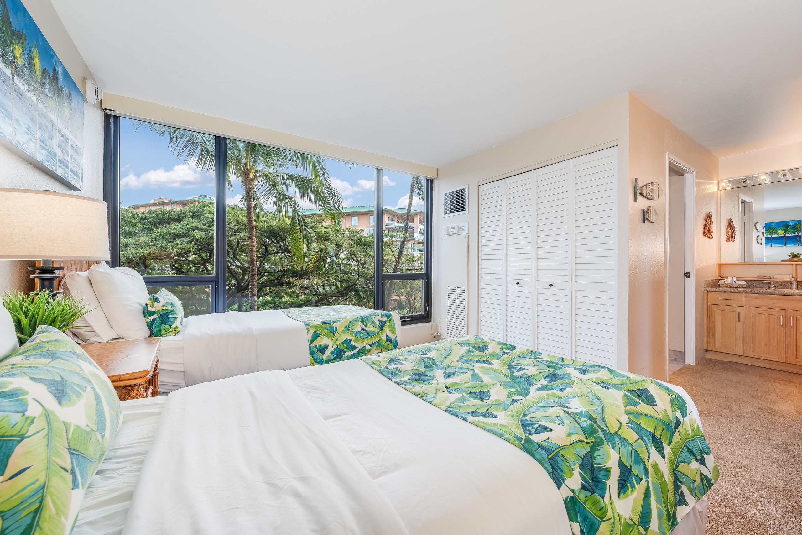 Condo in Lahaina · ★4.96 · 2 bedrooms · 4 beds · 2 baths - Image 18