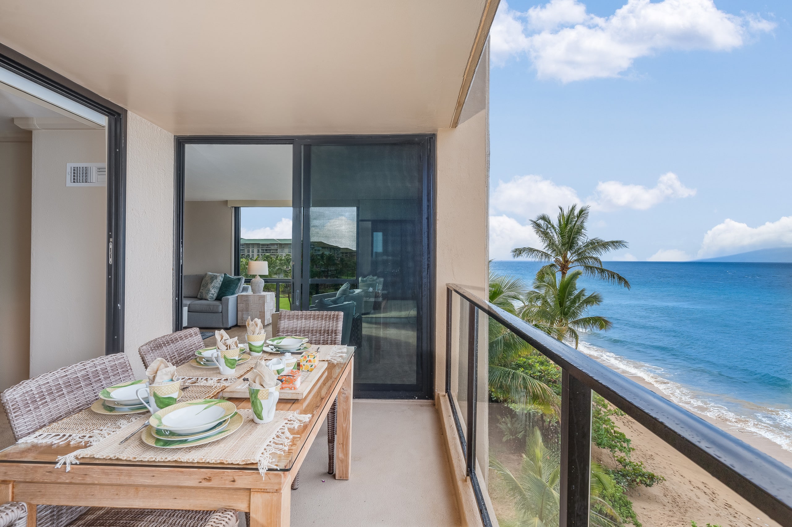 Condo in Lahaina · ★4.96 · 2 bedrooms · 4 beds · 2 baths - Image 34