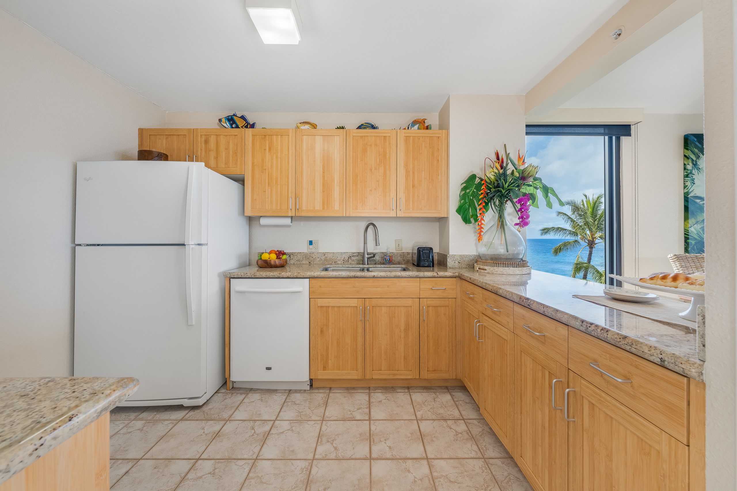 Condo in Lahaina · ★4.96 · 2 bedrooms · 4 beds · 2 baths - Image 10