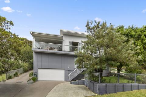 Amalfi | 4 Bedroom, 3 Bathroom, Sleeps 9